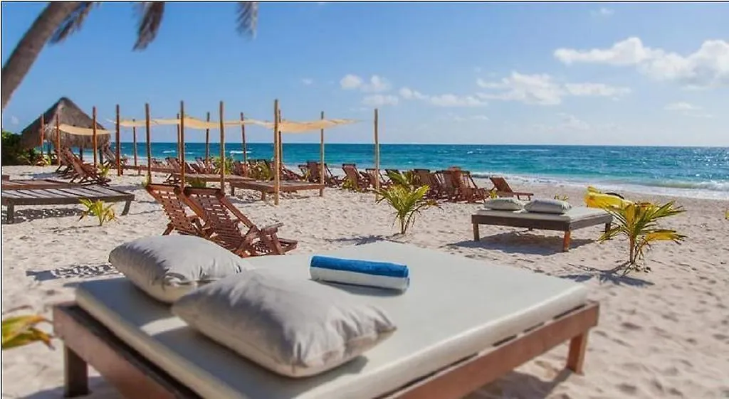 Akiin Beach Tulum Hotel 3*,